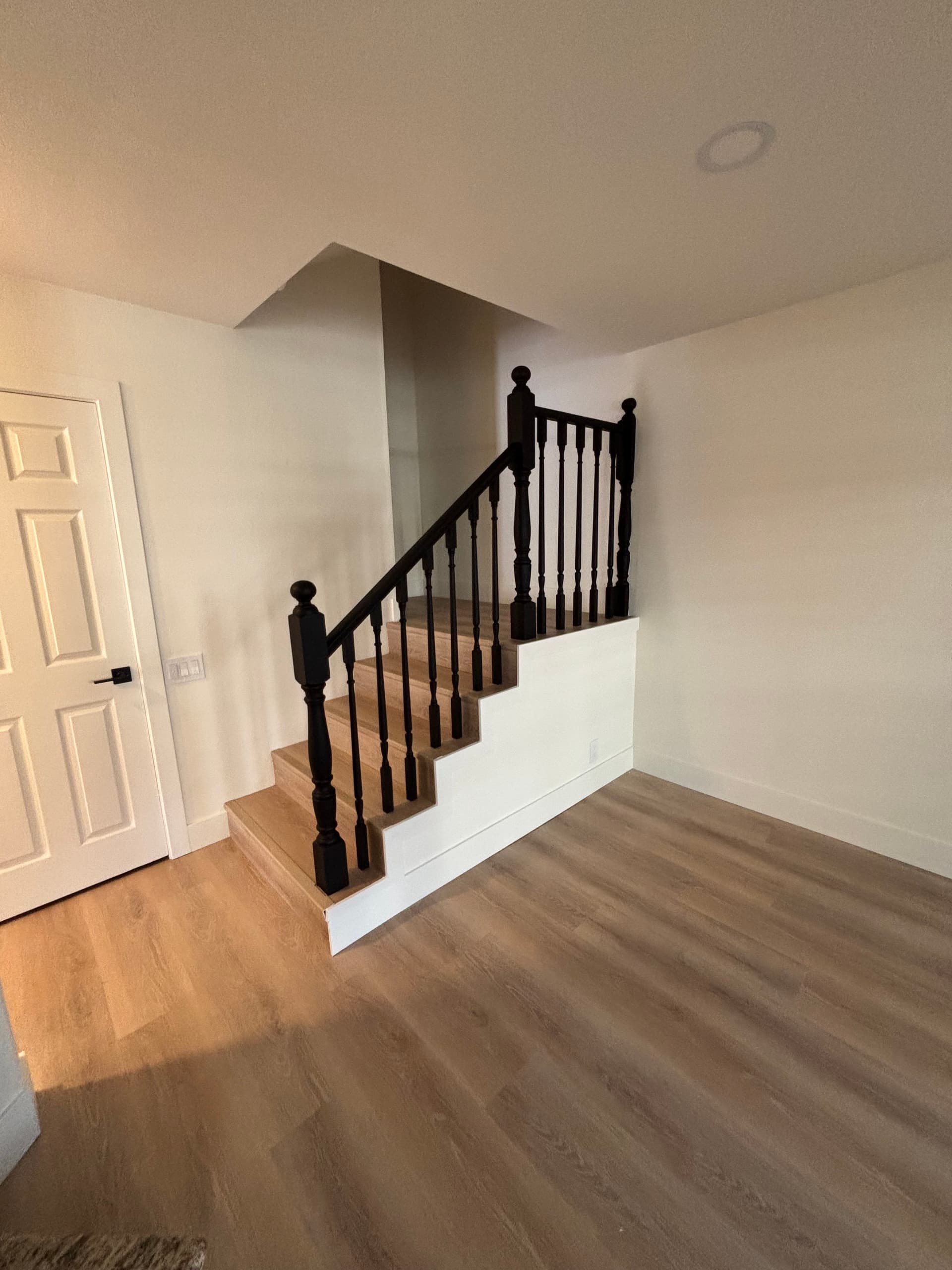 Fresh Interior Paint That Makes Every Room Feel New image