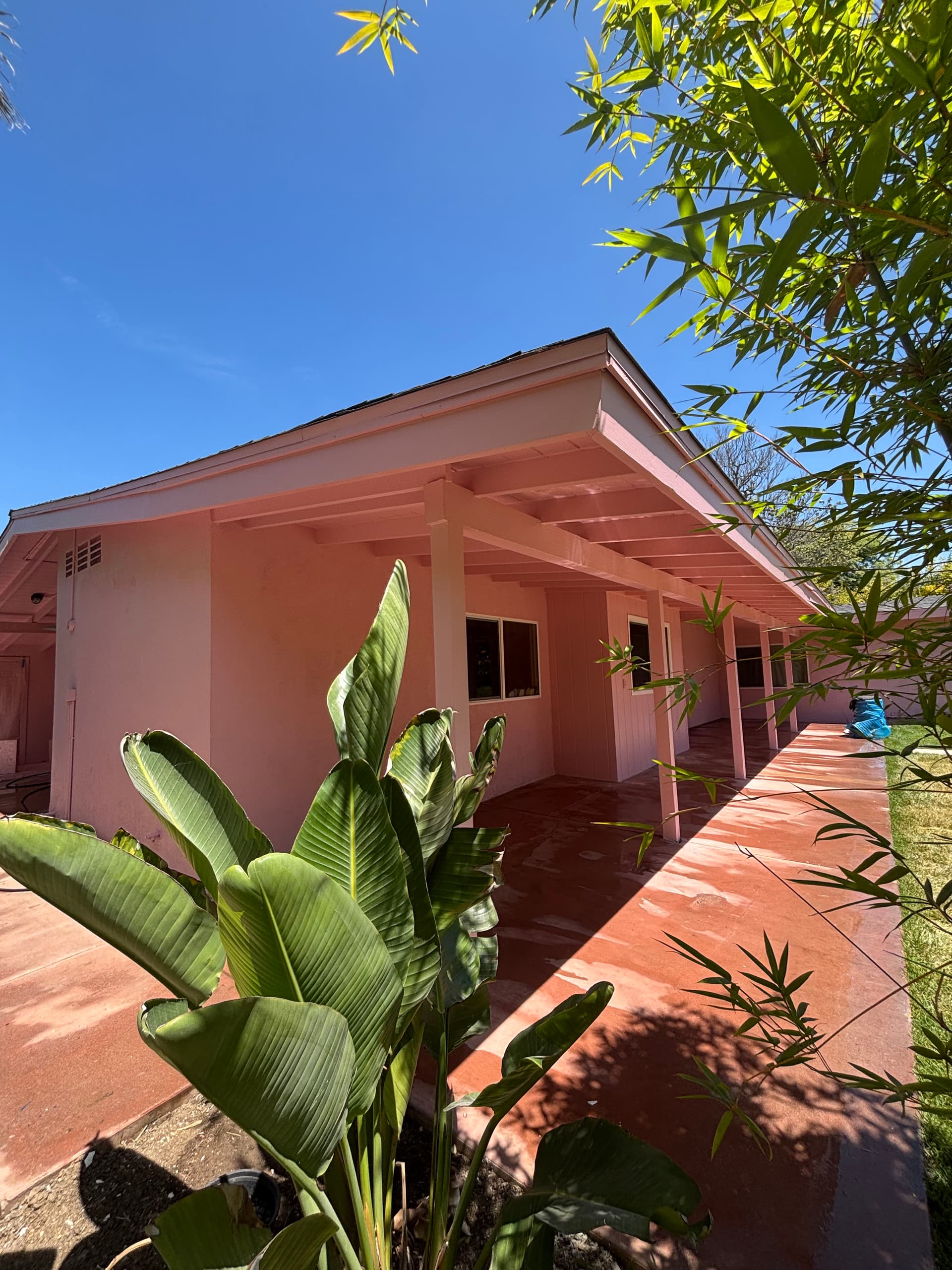 Gallery photos for Palm Springs-Inspired Exterior Paint Job with a Smooth Finish: Image #1