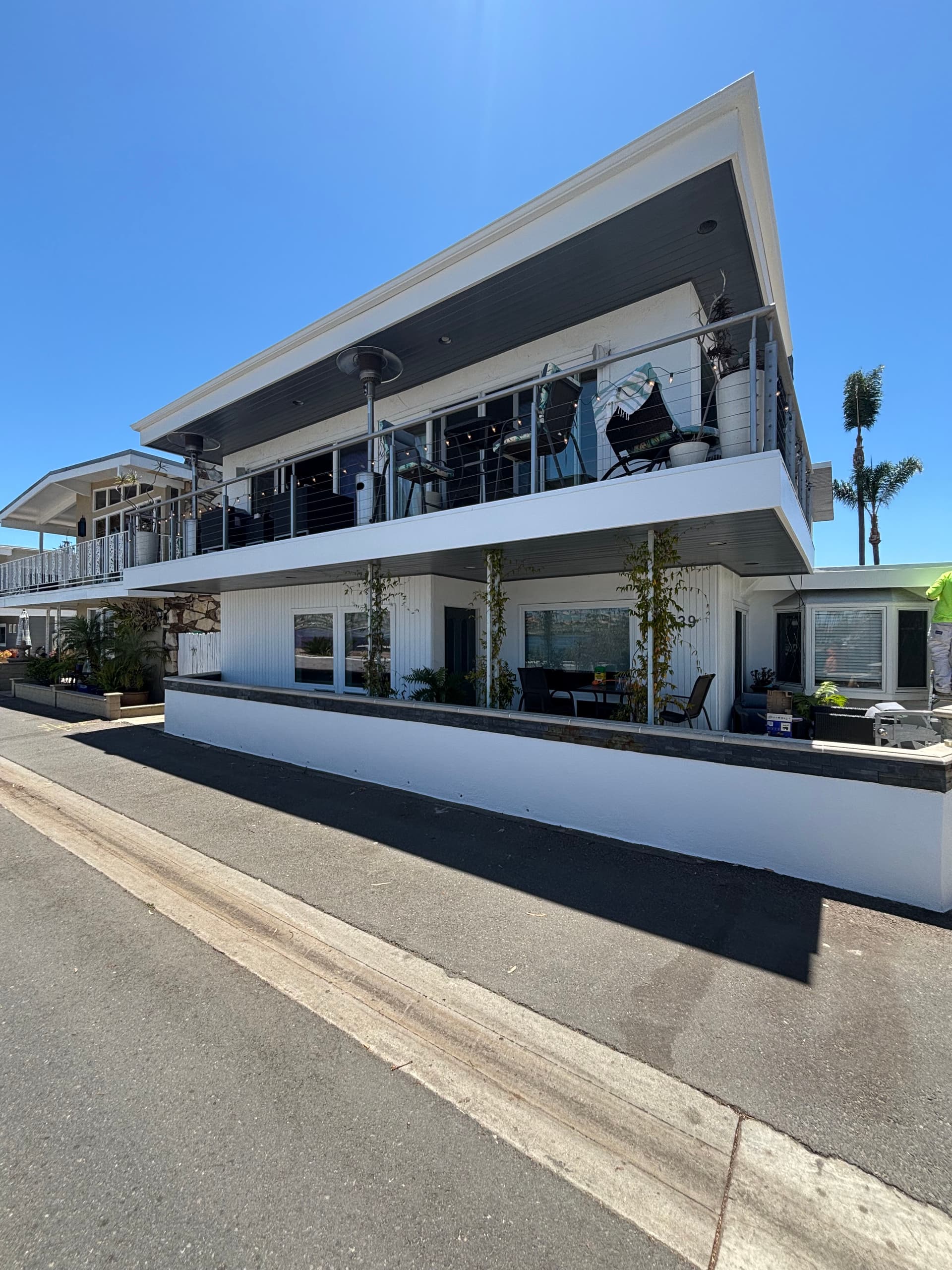 Gallery photos for Full Exterior Repaint on a Two-Story Coastal Home: Image #2